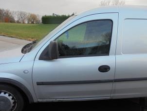 Usados Puerta de 4 puertas izquierda delante Opel Combo (Corsa C) 1.3 CDTI 16V Precio € 50,00 Norma de margen ofrecido por Hans Auto Onderdelen