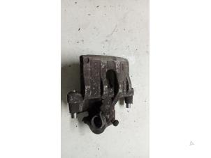 Used Rear brake calliper, right Ford C-Max (DM2) 1.8 16V Price € 30,00 Margin scheme offered by Hans Auto Onderdelen