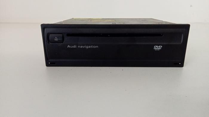 Usagé Module navigation Audi A6 (C6) 3.2 V6 24V FSI Quattro Prix € 70,00 Règlement à la marge proposé par Hans Auto Onderdelen