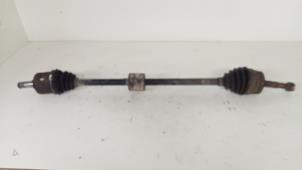 Used Front drive shaft, right Opel Combo (Corsa C) 1.3 CDTI 16V Price € 30,00 Margin scheme offered by Hans Auto Onderdelen