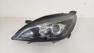 Used Headlight, left Peugeot 308 SW (L4/L9/LC/LJ/LR) 1.5 BlueHDi 130 Van Price € 175,00 Margin scheme offered by Hans Auto Onderdelen