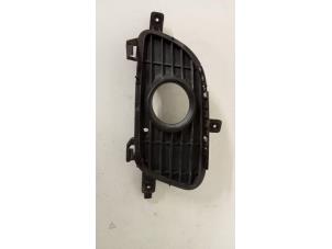 Used Cover plate fog light, left Mercedes A (W169) 2.0 A-180 CDI 16V 3-Drs. Price € 15,00 Margin scheme offered by Hans Auto Onderdelen