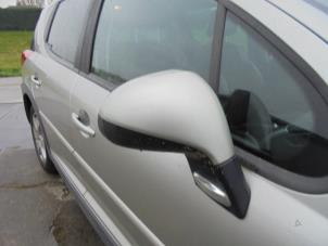 Used Wing mirror, right Peugeot 207 SW (WE/WU) 1.6 16V Price € 20,00 Margin scheme offered by Hans Auto Onderdelen