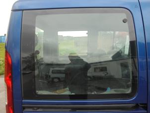 Gebrauchte Zusätzliches Fenster 2-türig rechts hinten Fiat Doblo (223A/119) 1.3 JTD 16V Multijet DPF Preis € 50,00 Margenregelung angeboten von Hans Auto Onderdelen