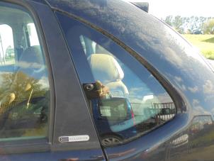 Used Extra window 4-door, left Citroen C3 (FC/FL/FT) 1.4 Price € 25,00 Margin scheme offered by Hans Auto Onderdelen