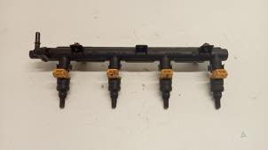 Used Fuel injector nozzle Kia Rio (DC22/24) 1.5 16V Price € 40,00 Margin scheme offered by Hans Auto Onderdelen