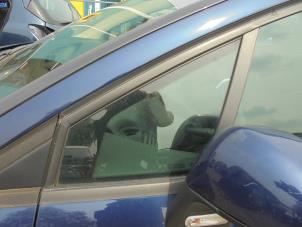 Gebrauchte Dreieckfenster links vorne Citroen C4 Berline (LC) 1.6 HDi 16V Preis € 25,00 Margenregelung angeboten von Hans Auto Onderdelen