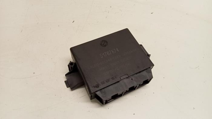 Begagnade PDC-modul Fiat Doblo (223A/119) 1.3 JTD 16V Multijet DPF Pris € 45,00 Marginaltabell erbjuds av Hans Auto Onderdelen
