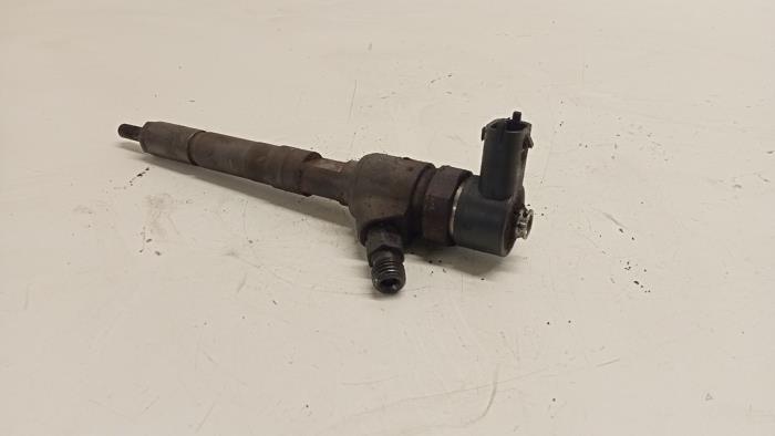 Usagé Injecteurs Fiat Doblo (223A/119) 1.3 JTD 16V Multijet DPF Prix € 50,00 Règlement à la marge proposé par Hans Auto Onderdelen