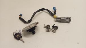 Gebrauchte Schlossset Peugeot 206 SW (2E/K) 1.4 Preis € 50,00 Margenregelung angeboten von Hans Auto Onderdelen
