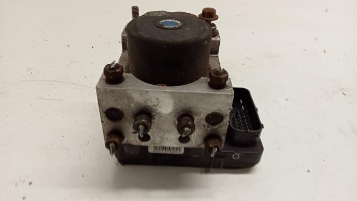 Gebrauchte ABS Pumpe Honda Jazz (GD/GE2/GE3) 1.3 i-Dsi Preis € 50,00 Margenregelung angeboten von Hans Auto Onderdelen