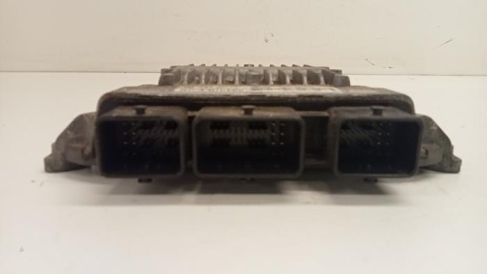 Used Engine management computer Peugeot Partner 2.0 HDI Price € 50,00 Margin scheme offered by Hans Auto Onderdelen