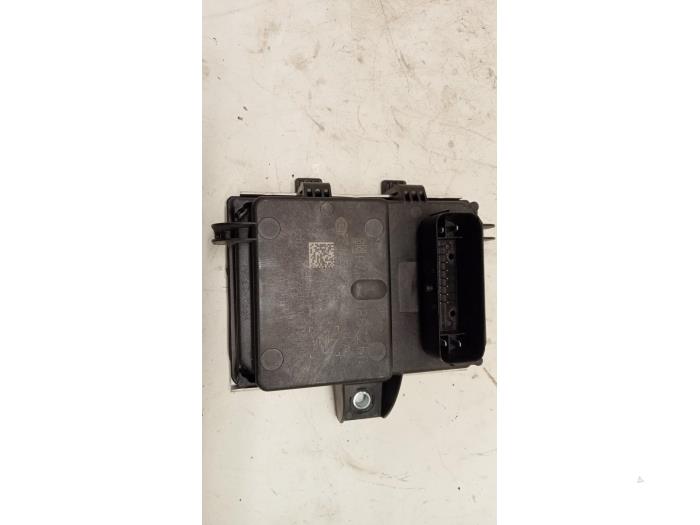 Usagé Module pompe carburant Opel Astra J Sports Tourer (PD8/PE8/PF8) 1.4 Turbo 16V Prix € 35,00 Règlement à la marge proposé par Hans Auto Onderdelen