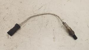 Lambda probe from a Peugeot 208 I (CA/CC/CK/CL) 1.0 Vti 12V PureTech 2013