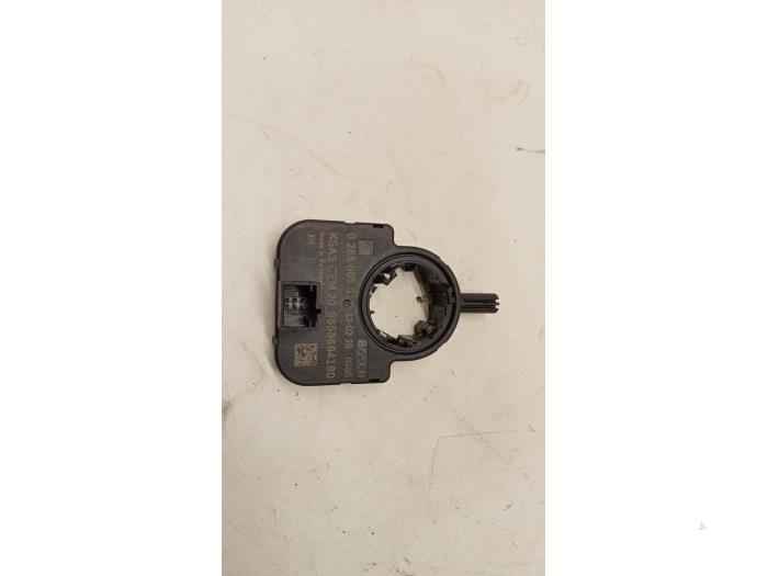 Begagnade Styrvinkelsensor Citroen C4 Grand Picasso (UA) 1.6 HDiF 16V 110 Pris € 15,00 Marginaltabell erbjuds av Hans Auto Onderdelen
