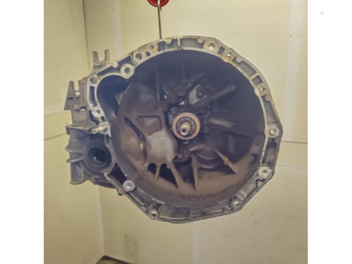 Usagé Boîte de vitesse Renault Grand Scénic II (JM) 1.9 dCi 130 Prix € 85,00 Règlement à la marge proposé par Hans Auto Onderdelen