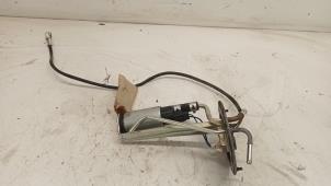 Used Electric fuel pump Piaggio Porter 1.3i 16V Price € 50,00 Margin scheme offered by Hans Auto Onderdelen
