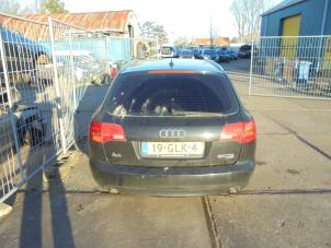 Getriebe van een Audi A6 Avant (C6) 3.0 TDI V6 24V Quattro 2005