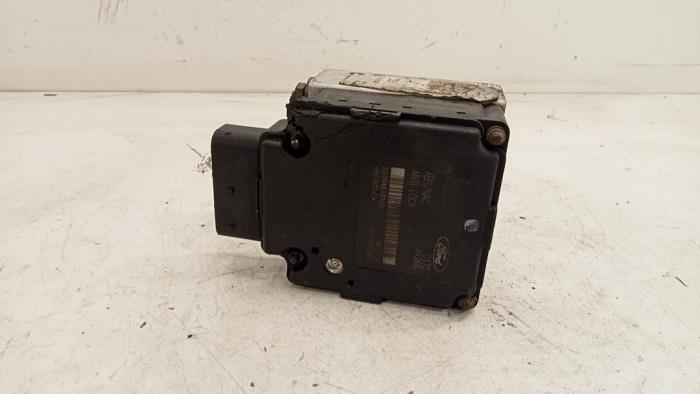 Bloc ABS d'un Ford Focus 1 1.6 16V 1999