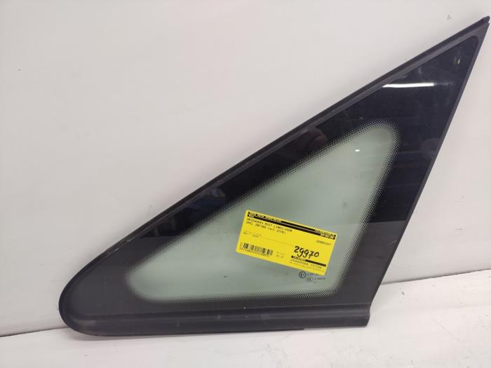 Usados Ventanilla triangular izquierda delante Opel Zafira (M75) 1.8 16V Ecotec Precio € 25,00 Norma de margen ofrecido por Hans Auto Onderdelen