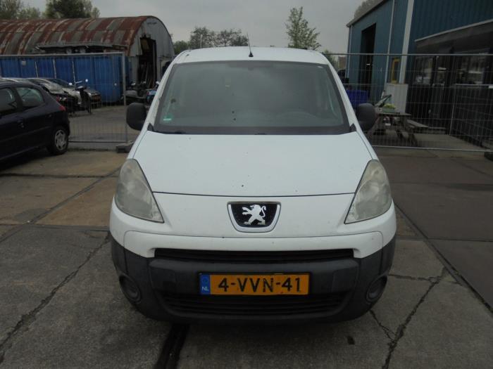 Usagé Boîte de vitesse Peugeot Partner Tepee (7A/B/C/D/E/F/G/J/P/S) 1.6 HDiF 90 16V Phase 1 Prix € 200,00 Règlement à la marge proposé par Hans Auto Onderdelen