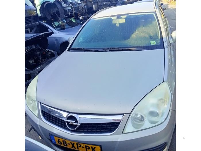 Używane Maska Opel Vectra C Caravan 2.2 DIG 16V Cena € 50,00 Procedura marży oferowane przez Hans Auto Onderdelen
