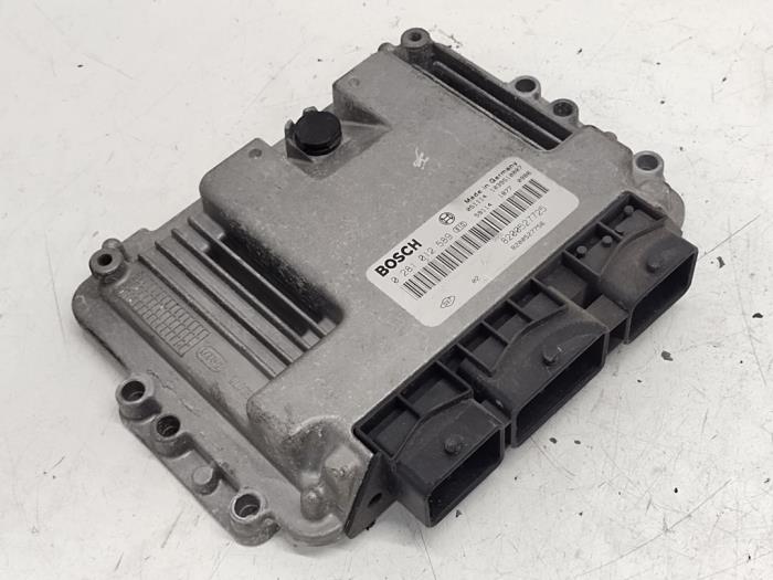 Used Engine management computer Renault Grand Scénic II (JM) 1.9 dCi 130 Price € 50,00 Margin scheme offered by Hans Auto Onderdelen