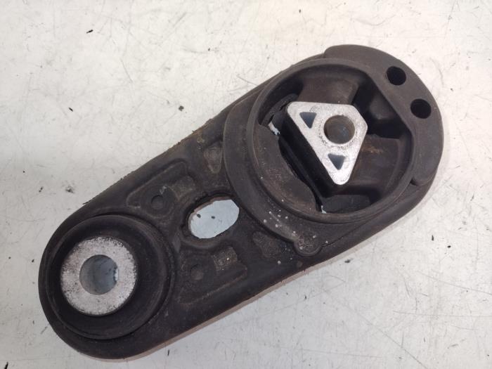 Usagé Support moteur Renault Grand Scénic II (JM) 1.9 dCi 130 Prix € 15,00 Règlement à la marge proposé par Hans Auto Onderdelen