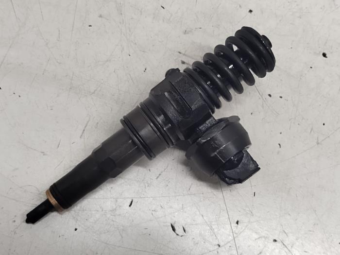 Usagé Injecteurs Seat Altea XL (5P5) 1.9 TDI Prix € 25,00 Règlement à la marge proposé par Hans Auto Onderdelen
