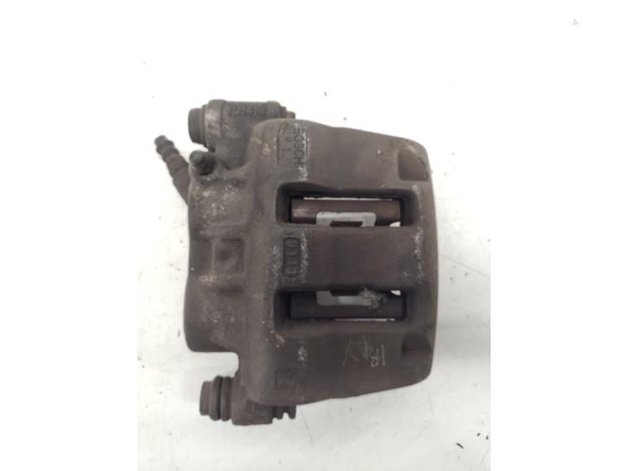 Gebrauchte Bremszange links vorne Renault Master II (FD/HD) 2.5 dCi 120 FAP Preis € 20,00 Margenregelung angeboten von Hans Auto Onderdelen