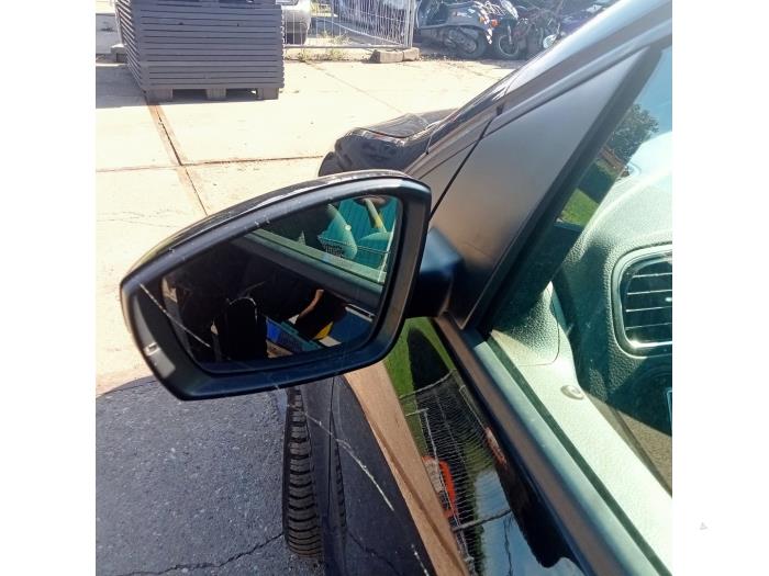 Wing mirror, left from a Volkswagen Polo V (6R) 1.4 TDI 12V 90 2016