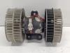 Mercedes-Benz Vito (639.6) 2.2 111 CDI 16V Moteur de ventilation chauffage