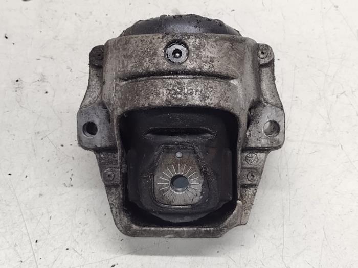 Gebrauchte Motorlager Audi A4 Avant (B8) 1.8 TFSI 16V Preis € 40,00 Margenregelung angeboten von Hans Auto Onderdelen