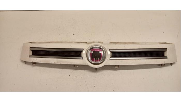 Używane Grill Fiat Panda (169) 1.2, Classic Cena € 20,00 Procedura marży oferowane przez Hans Auto Onderdelen