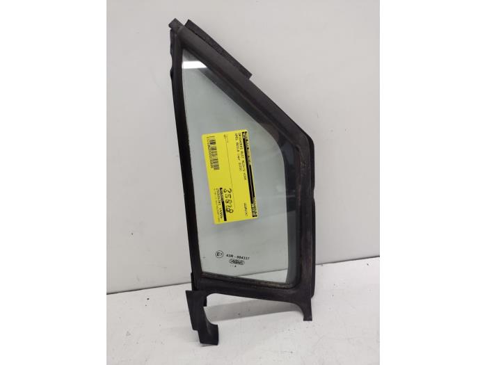 Usados Ventanilla triangular derecha delante Opel Agila (B) 1.0 12V Precio € 25,00 Norma de margen ofrecido por Hans Auto Onderdelen