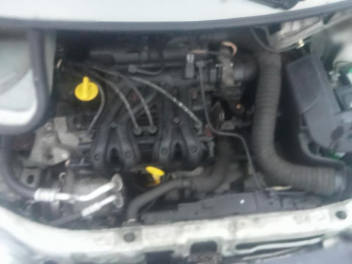 Usagé Servo frein Renault Twingo (C06) 1.2 Prix € 25,00 Règlement à la marge proposé par Hans Auto Onderdelen