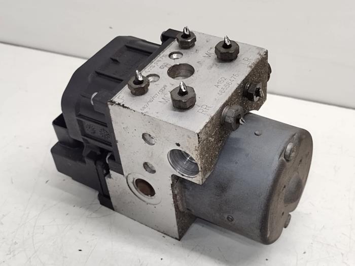 Usagé Bloc ABS Fiat Seicento (187) 1.1 MPI S,SX,Sporting Prix € 125,00 Règlement à la marge proposé par Hans Auto Onderdelen