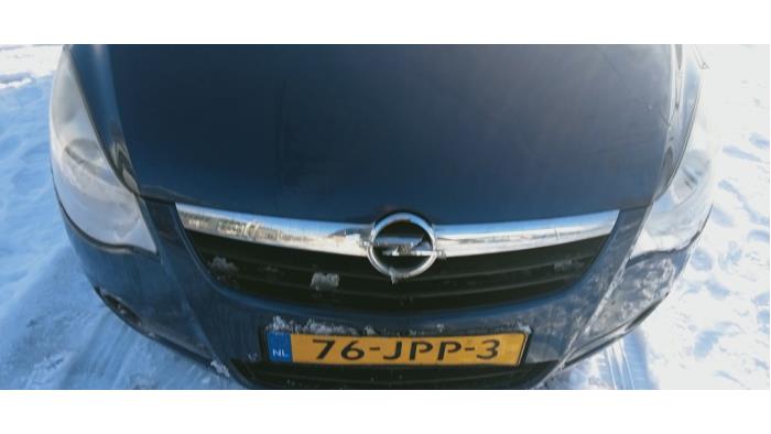 Maska z Opel Agila (B) 1.0 12V 2009