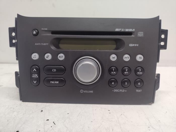 Używane Radio Opel Agila (B) 1.0 12V Cena € 35,00 Procedura marży oferowane przez Hans Auto Onderdelen