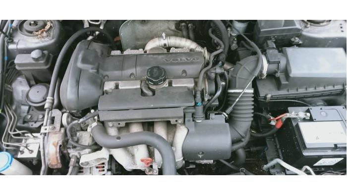 Gebrauchte Getriebe Volvo V40 (VW) 1.8 16V Preis € 150,00 Margenregelung angeboten von Hans Auto Onderdelen