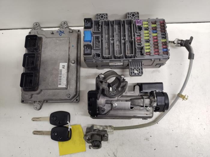 Gebrauchte Schlossset Honda Civic (FK/FN) 1.8i VTEC 16V Preis € 135,00 Margenregelung angeboten von Hans Auto Onderdelen