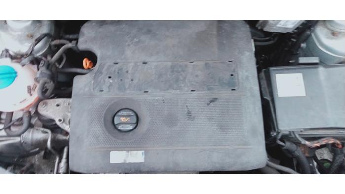 Usados Servofreno Volkswagen Polo IV (9N1/2/3) 1.4 16V Precio € 35,00 Norma de margen ofrecido por Hans Auto Onderdelen