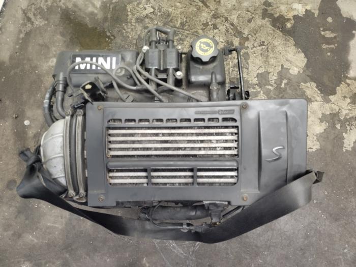 Used Engine Mini Mini Cooper S (R53) 1.6 16V Price € 900,00 Margin scheme offered by Hans Auto Onderdelen
