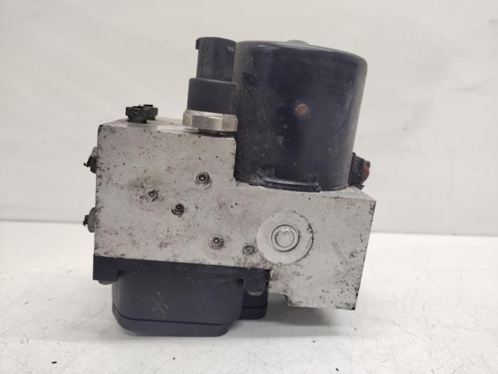 Usagé Bloc ABS Mercedes A (W168) 1.4 A-140 Prix € 20,00 Règlement à la marge proposé par Hans Auto Onderdelen