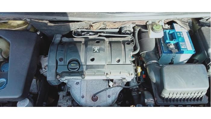 Usagé Servo frein Peugeot 307 Break (3E) 1.6 16V Prix € 40,00 Règlement à la marge proposé par Hans Auto Onderdelen