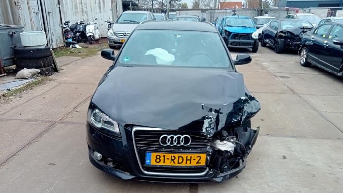 Begagnade Underram Audi A3 Sportback (8PA) 1.4 TFSI 16V Pris € 35,00 Marginaltabell erbjuds av Hans Auto Onderdelen
