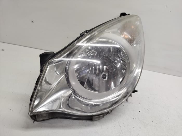 Używane Reflektor lewy Opel Agila (B) 1.0 12V Cena € 95,00 Procedura marży oferowane przez Hans Auto Onderdelen