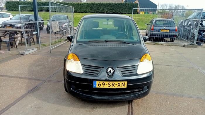 Usagé Servo frein Renault Modus/Grand Modus (JP) 1.2 16V Prix € 40,00 Règlement à la marge proposé par Hans Auto Onderdelen