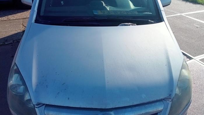 Używane Maska Opel Zafira (M75) 1.9 CDTI Cena € 75,00 Procedura marży oferowane przez Hans Auto Onderdelen