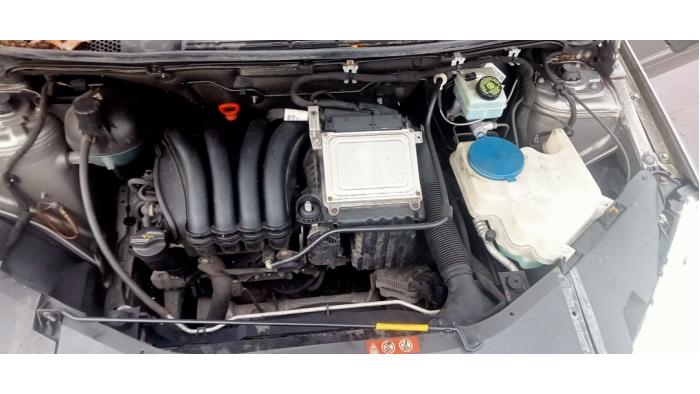 Used Engine Mercedes B (W245) 2.0 B-200 16V Price € 325,00 Margin scheme offered by Hans Auto Onderdelen